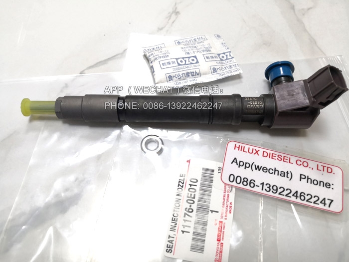 23670-0E010,Toyota Hilux 1GD Fuel Injectors,236700E010